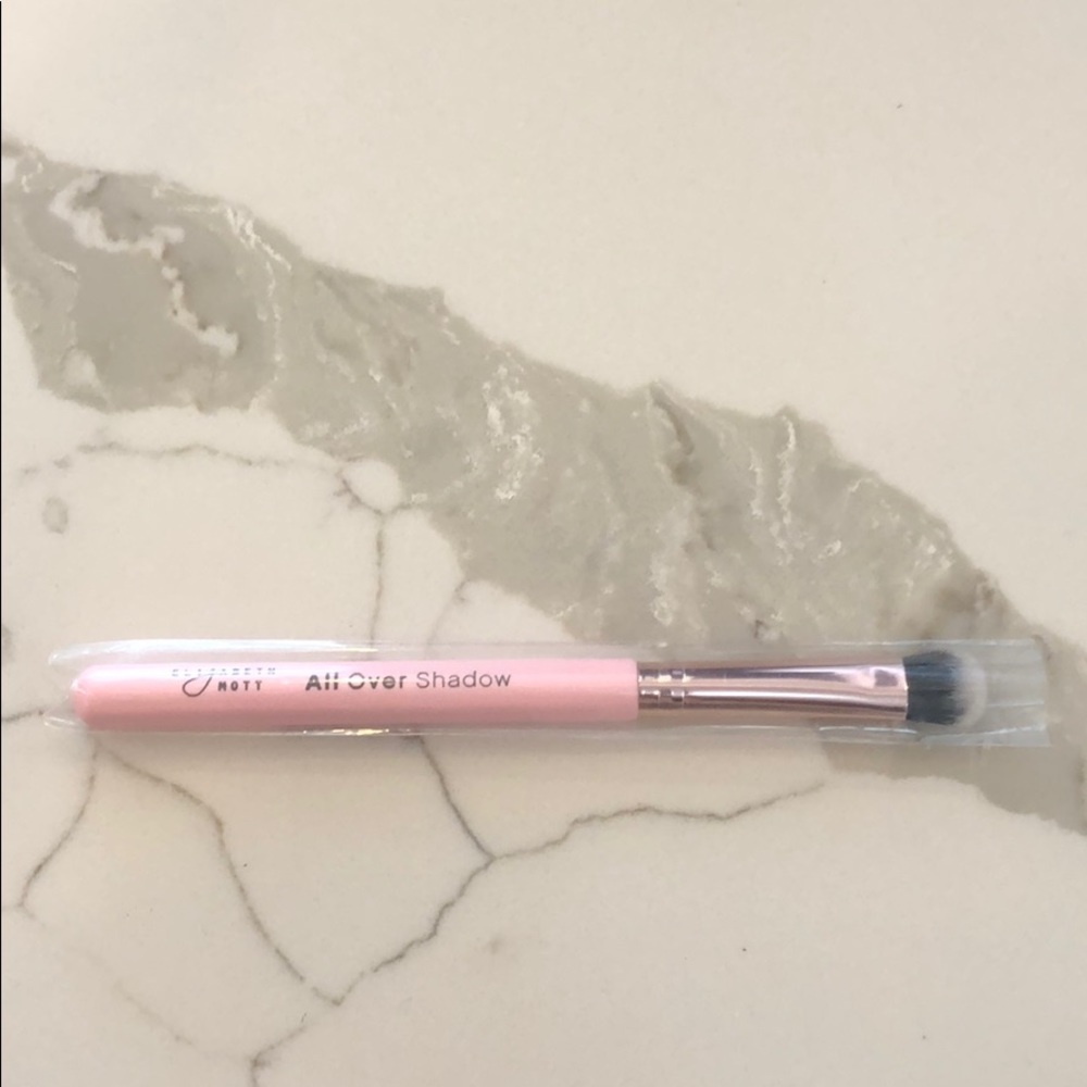 🌸5/$25🌸 Elizabeth Mott eyeshadow brush